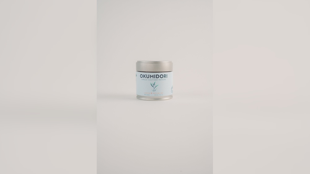 Okumidori pesticide-free matcha tea in a tin